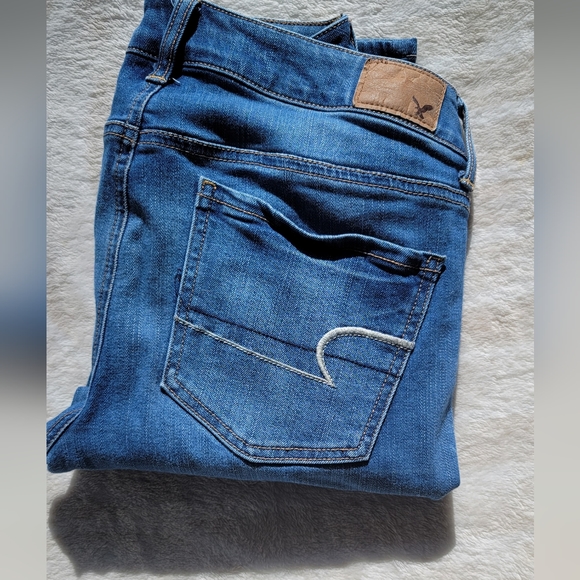 3/$35 American Eagle Super Stretch Jeggings Washed - Picture 4 of 7